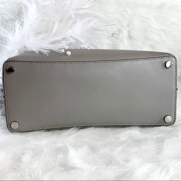 👛New Michael Kors👛 Sadie Ash Grey Large Grab Bag - Picture 5 of 8